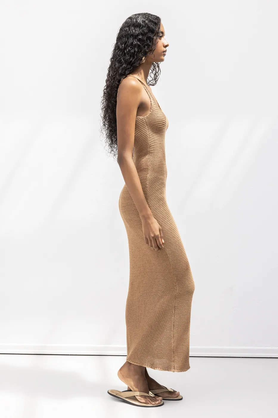 Bayan Kahverengi Askılı  Örme Midi Elbise