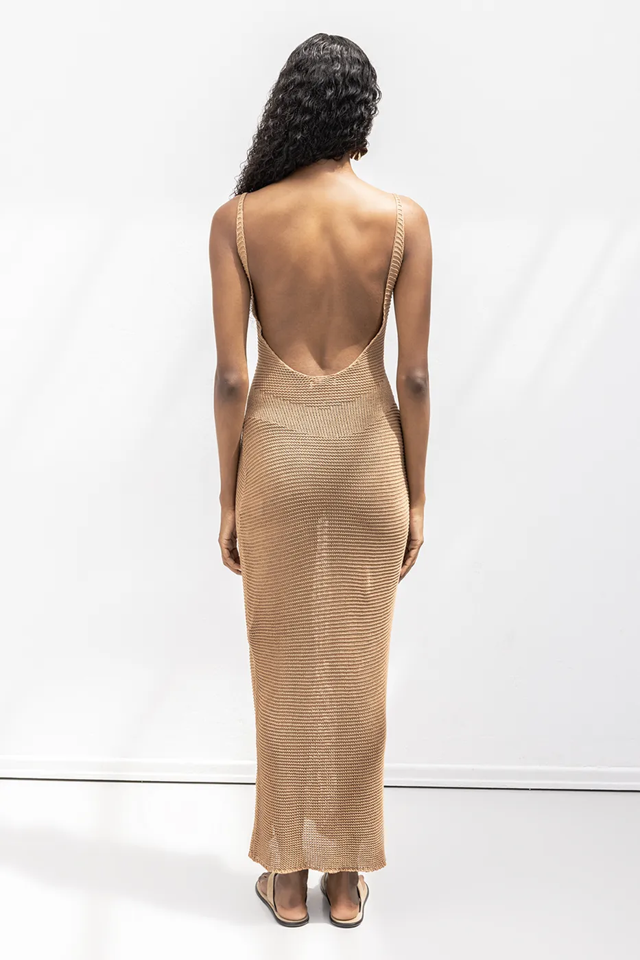 Bayan Kahverengi Askılı  Örme Midi Elbise