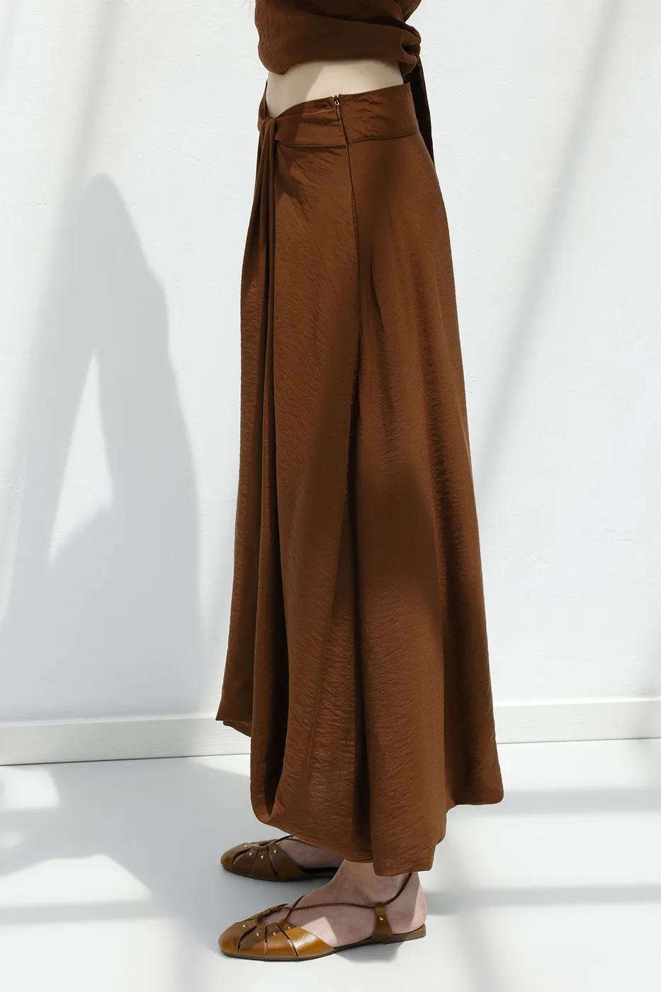 Bayan Kahverengi Balon Etek