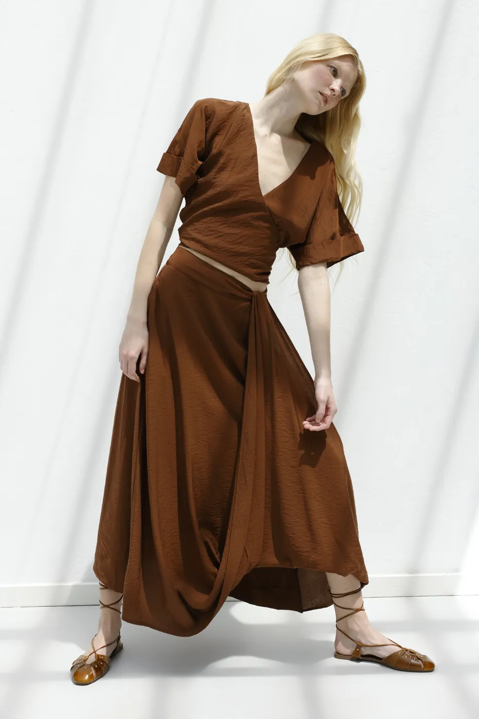 Bayan Kahverengi Kruvaze Kapama Bağlamalı Bluz