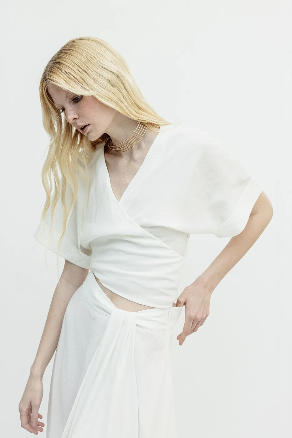 Bayan Beyaz Kruvaze Kapama Bağlamalı Bluz