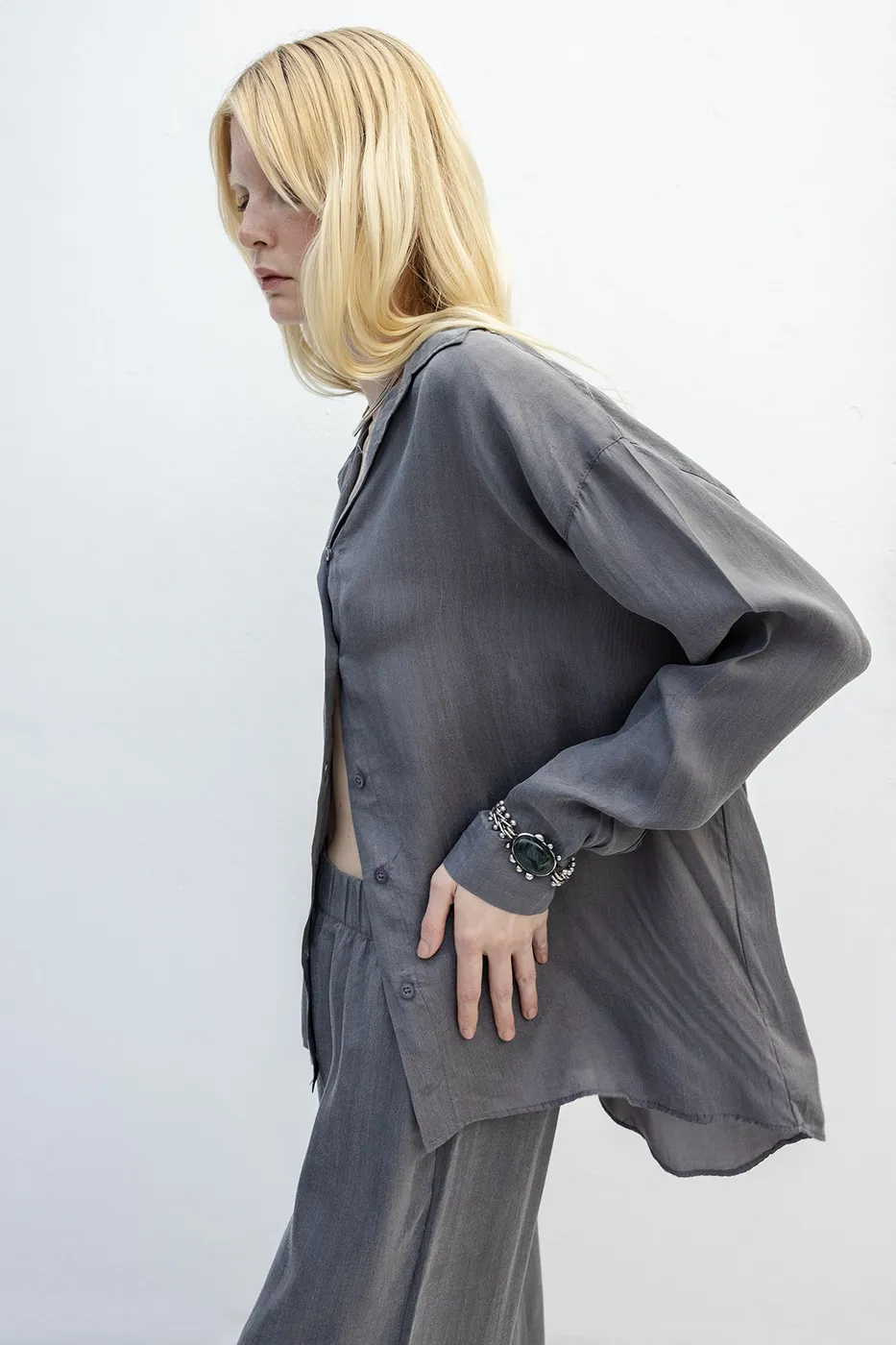 Bayan Antrasit Oversize Lyocell Gömlek