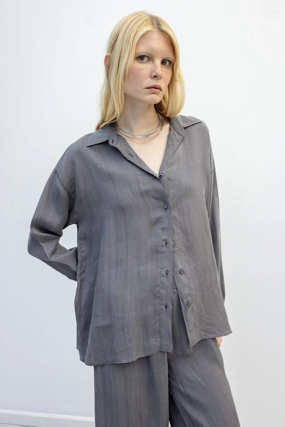 Bayan Antrasit Oversize Lyocell Gömlek