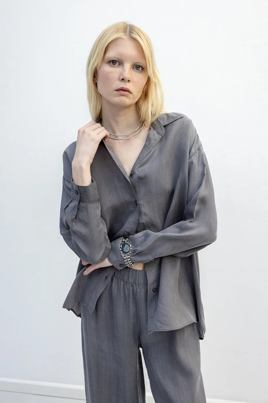 Bayan Antrasit Oversize Lyocell Gömlek