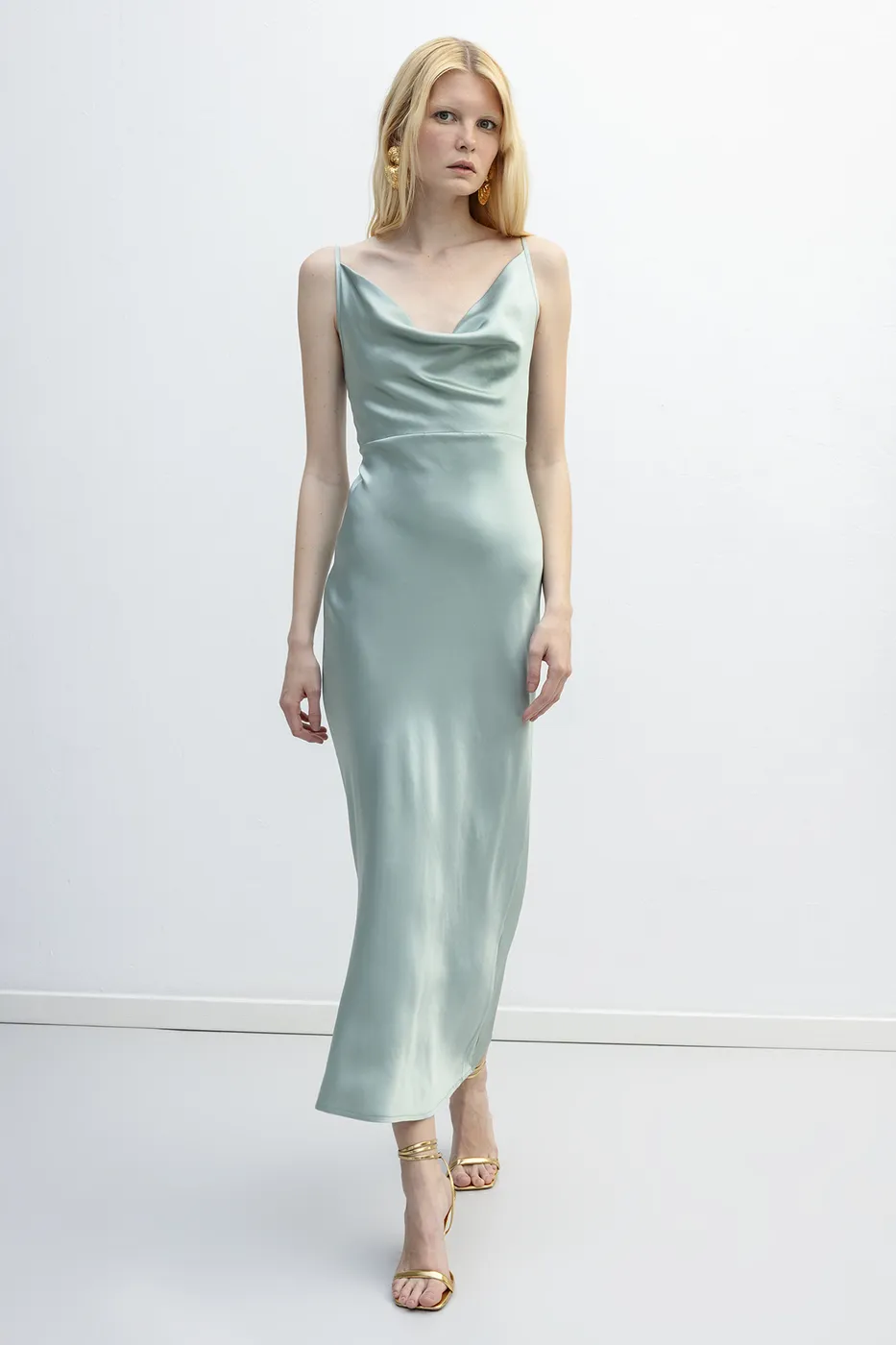 Bayan Yeşil Degaje Yakalı Midi Saten Elbise