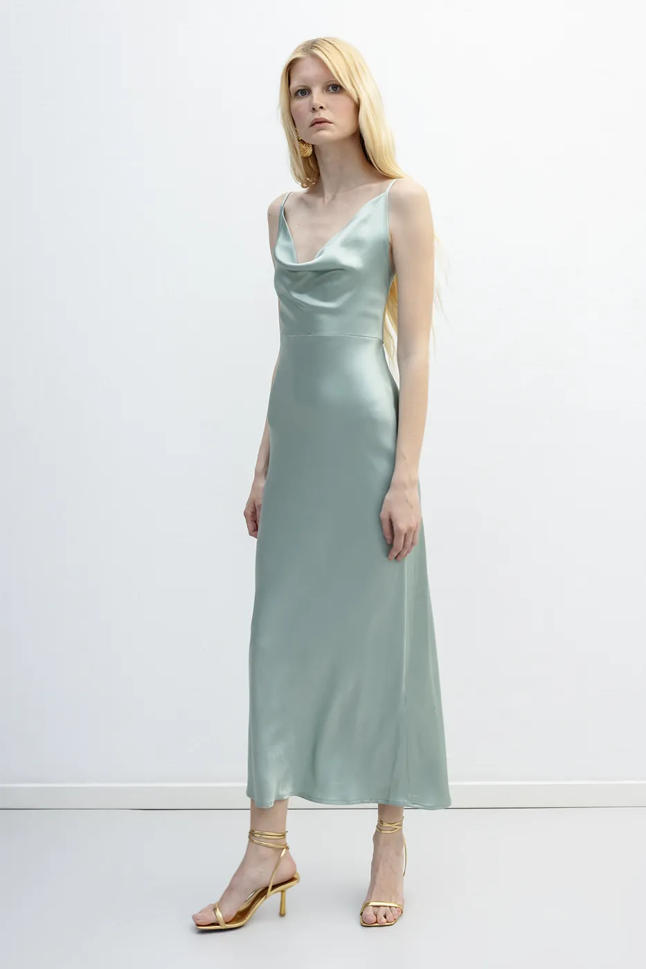 Bayan Yeşil Degaje Yakalı Midi Saten Elbise