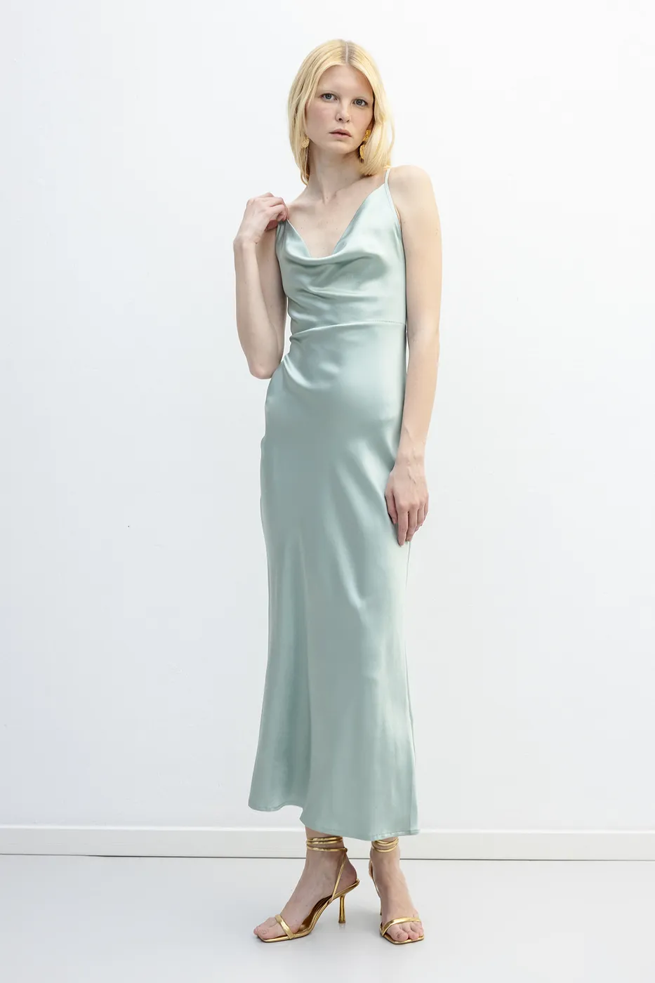 Bayan Yeşil Degaje Yakalı Midi Saten Elbise