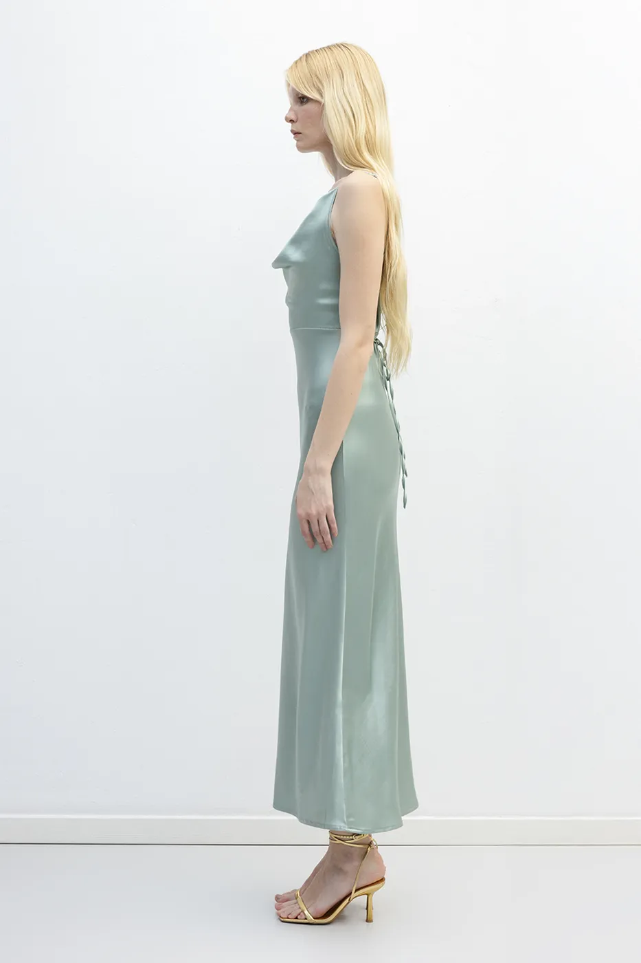 Bayan Yeşil Degaje Yakalı Midi Saten Elbise