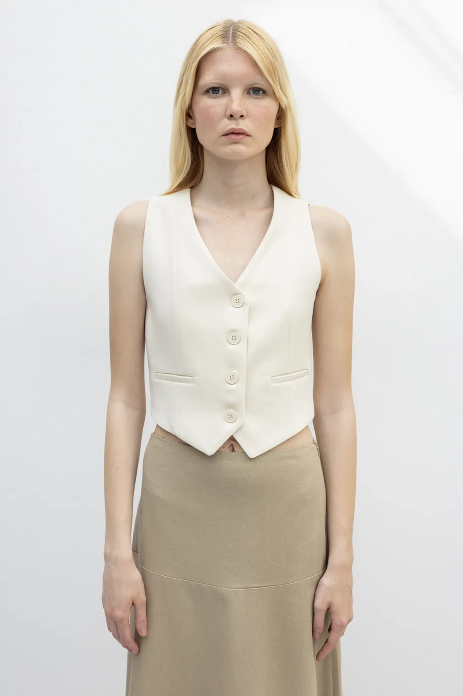 Bayan Ekru Özel Dikim Kısa Yelek