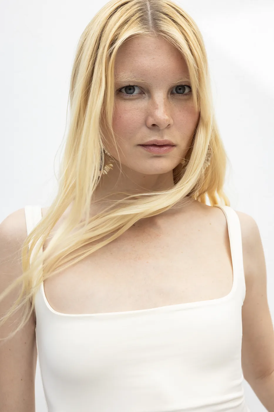 Bayan Ekru Kare Yaka Atlet Top