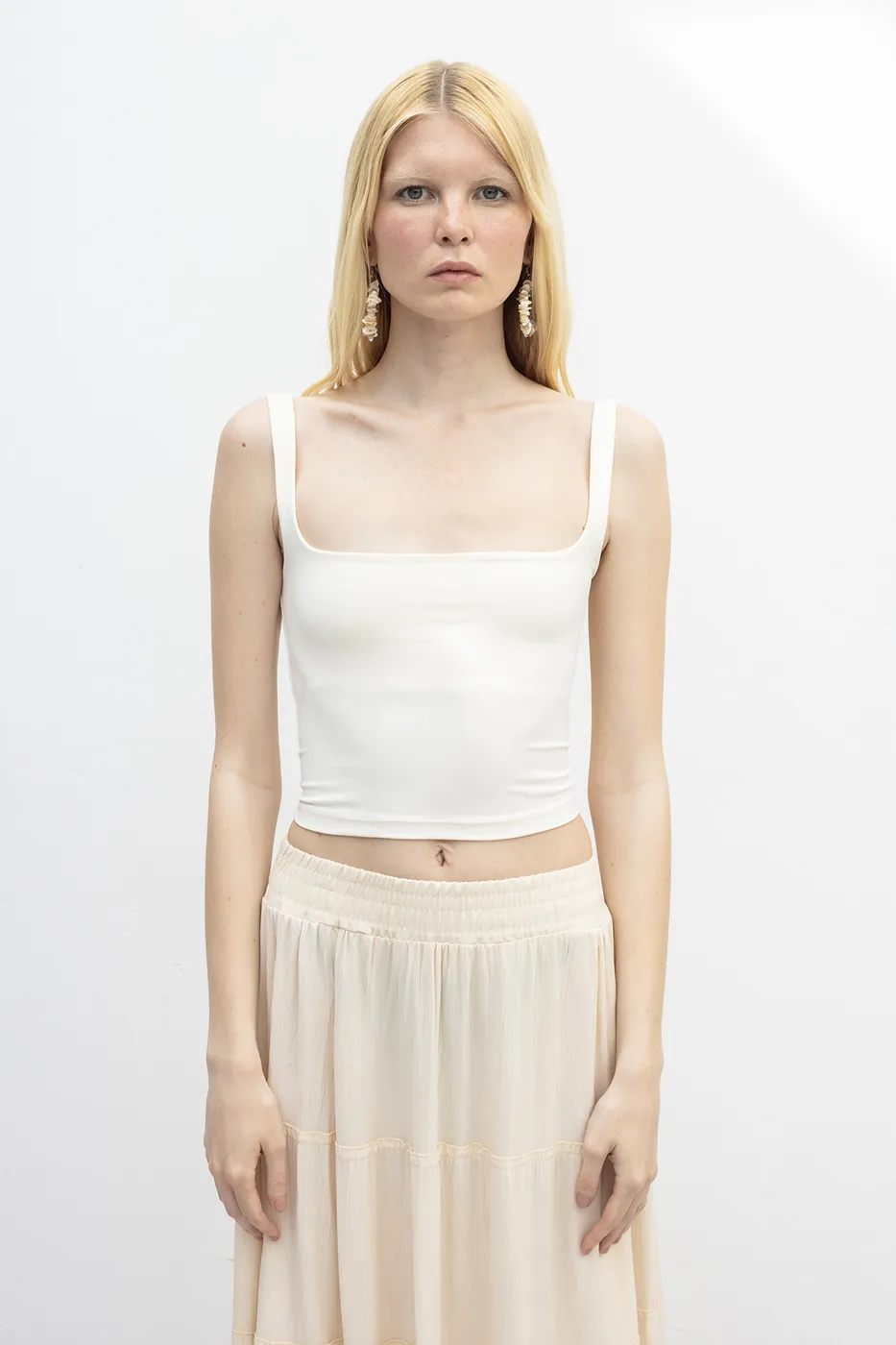 Bayan Ekru Kare Yaka Atlet Top