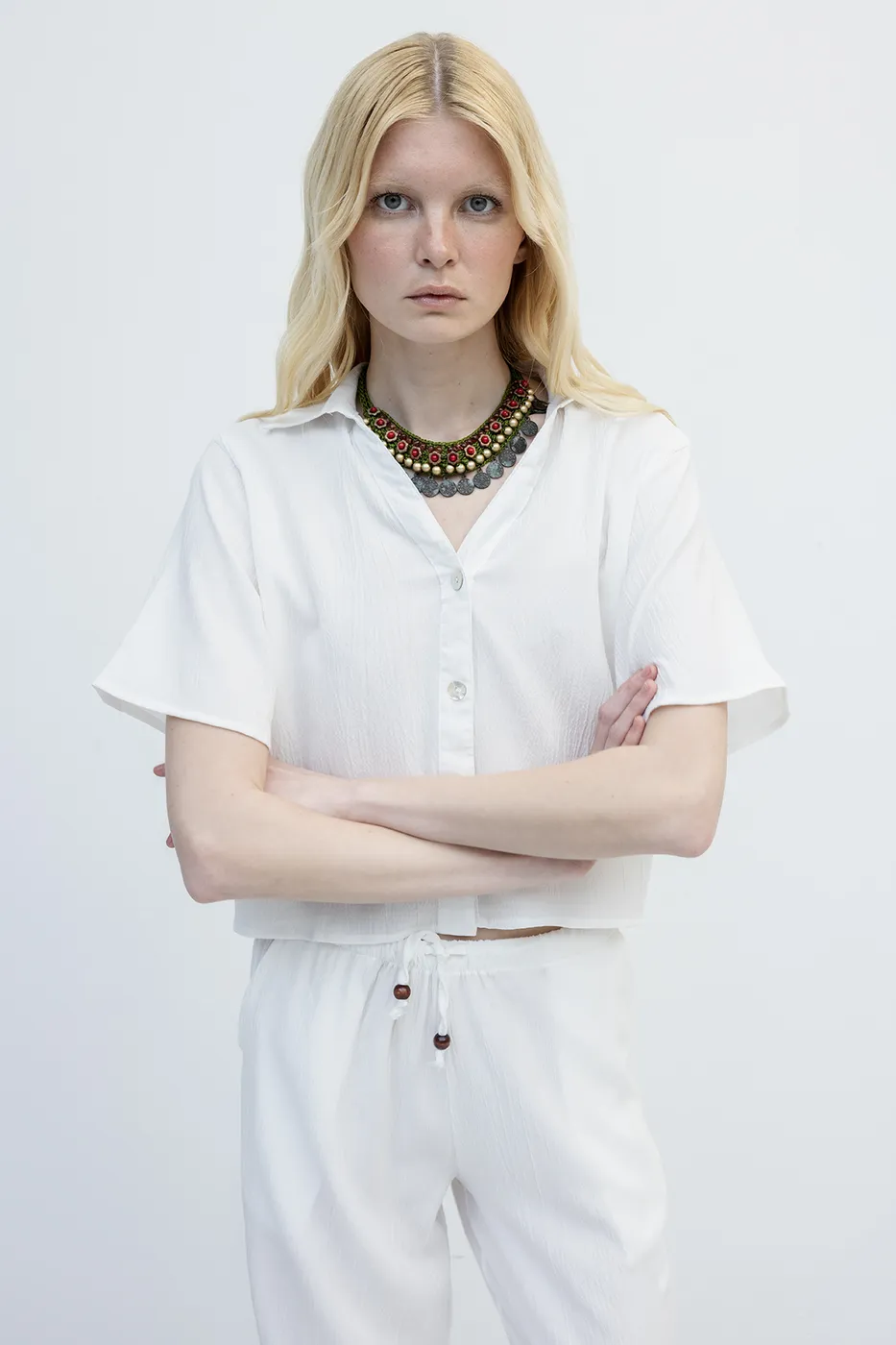 Bayan Beyaz Kısa Kollu Gömlek