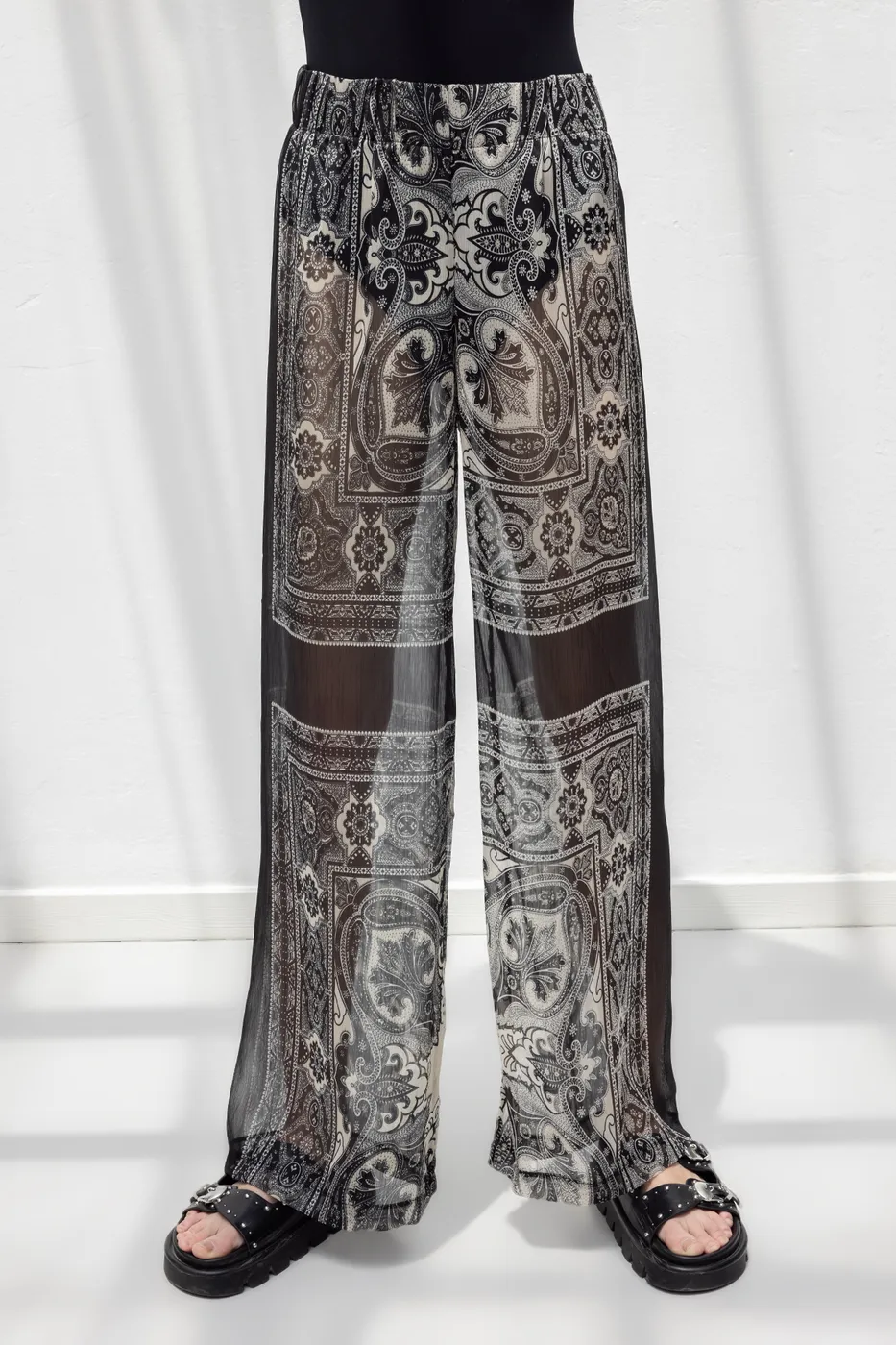 Bayan Siyah Oversize Şifon Pantolon