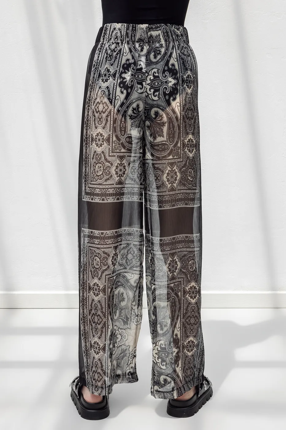 Bayan Siyah Oversize Şifon Pantolon