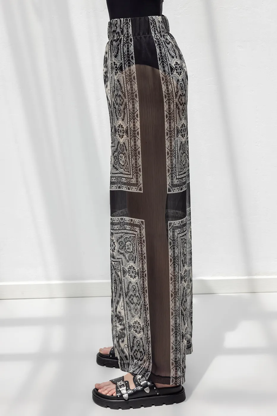 Bayan Siyah Oversize Şifon Pantolon