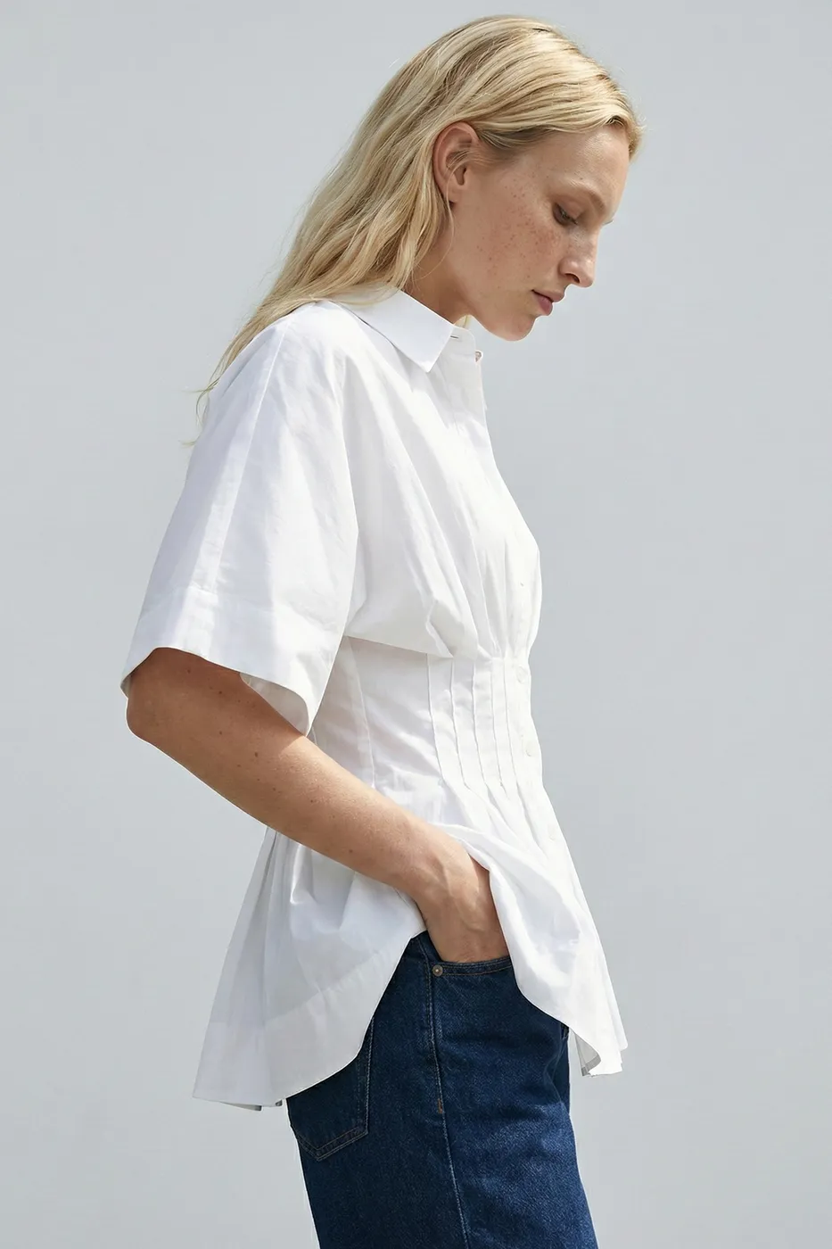 Bayan Beyaz Yarasa Kollu Pileli  Gömlek