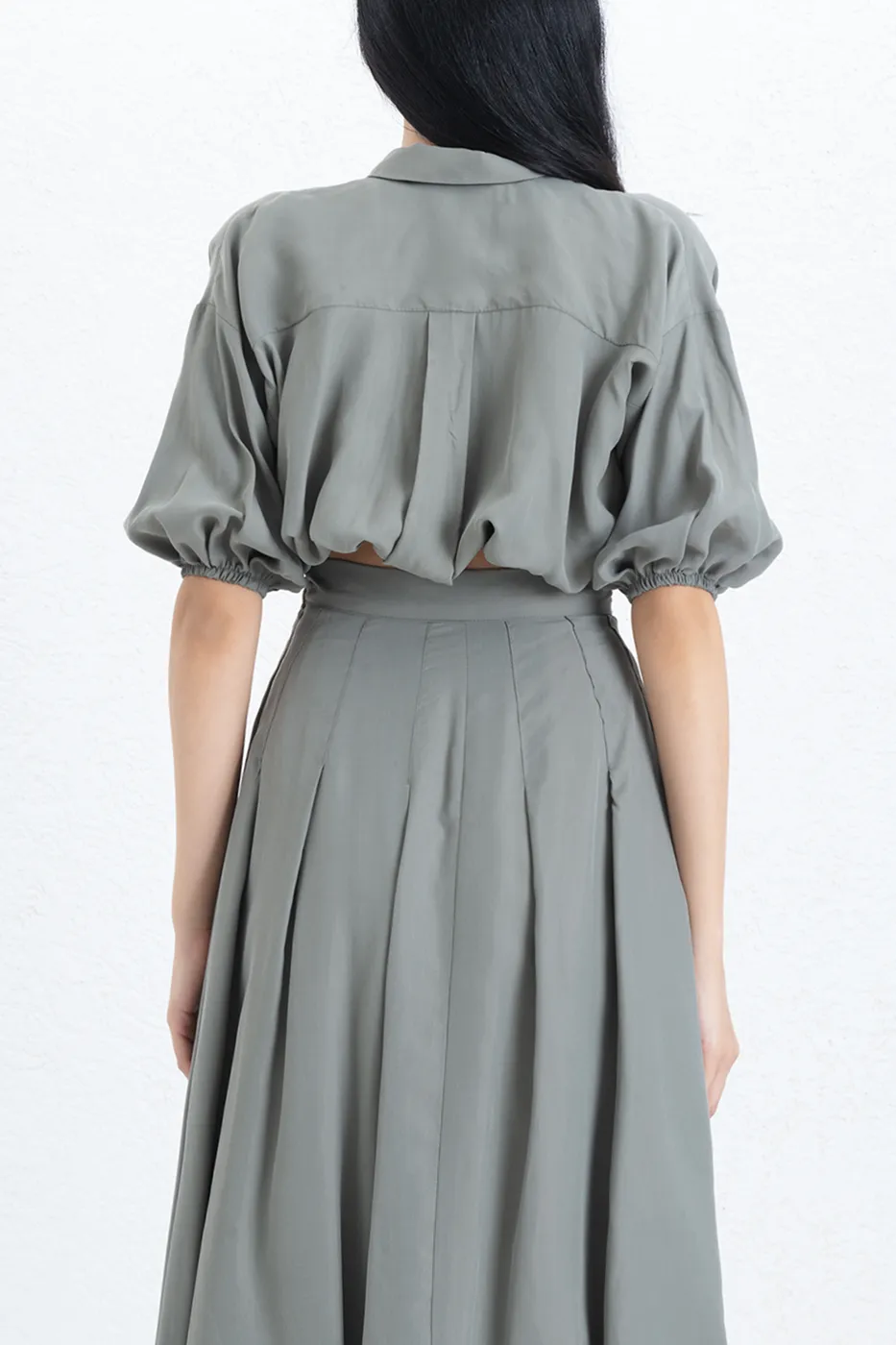 Bayan Haki Crop Balon Bluz