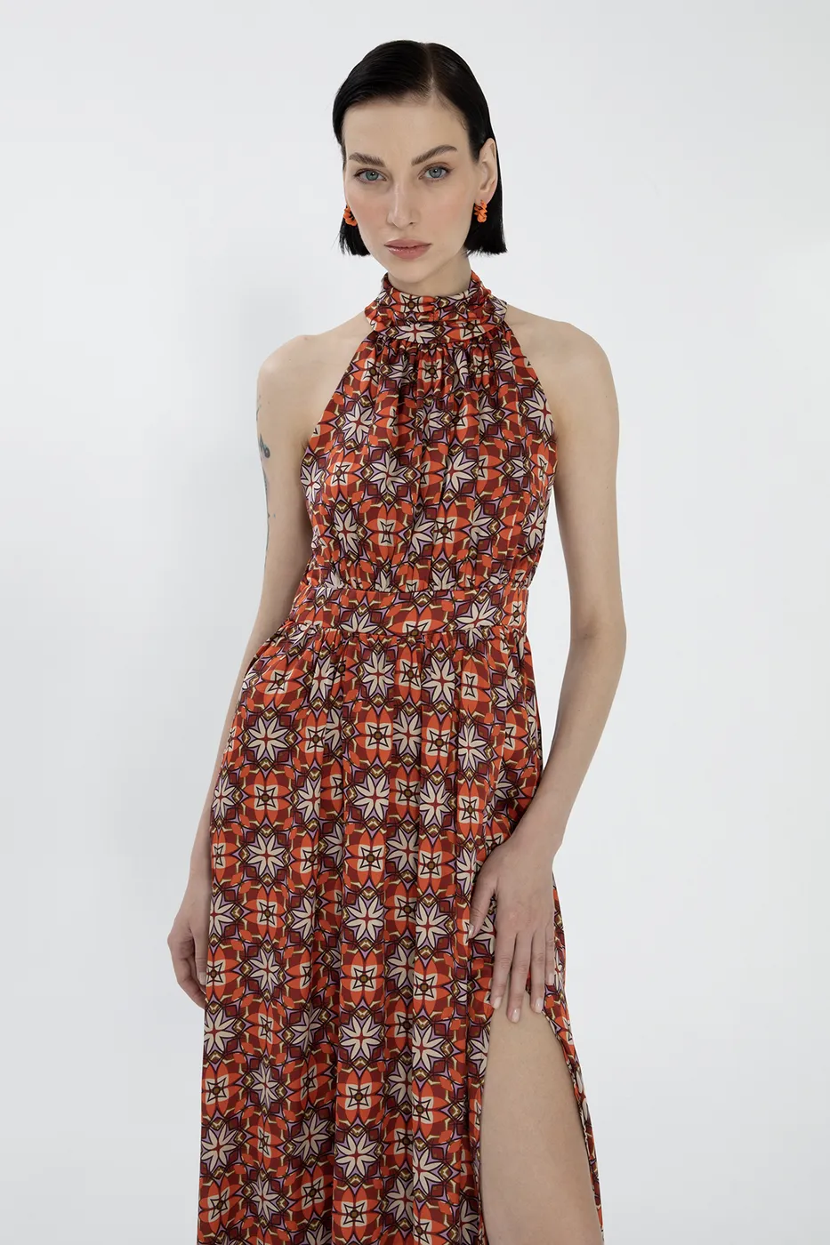 Bayan Kiremit Dik Yaka Kolsuz Saten Maksi Elbise