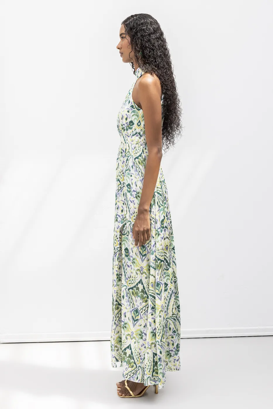 Bayan Yeşil Dik Yaka Kolsuz Saten Maksi Elbise