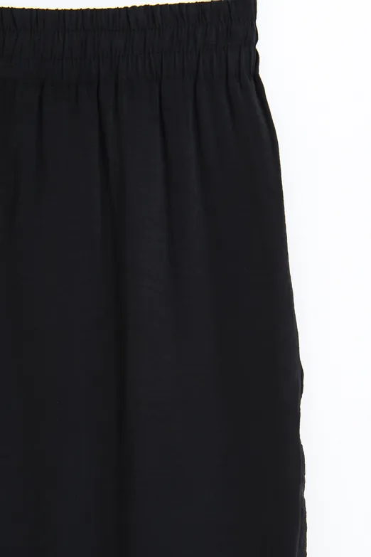 Bayan Siyah Modal Düz Kesim Pantolon - BSL