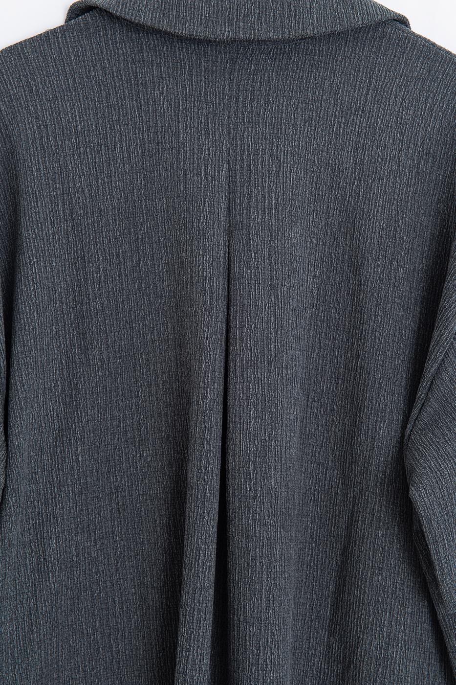 Oversize Kraşlı Gömlek · 4
