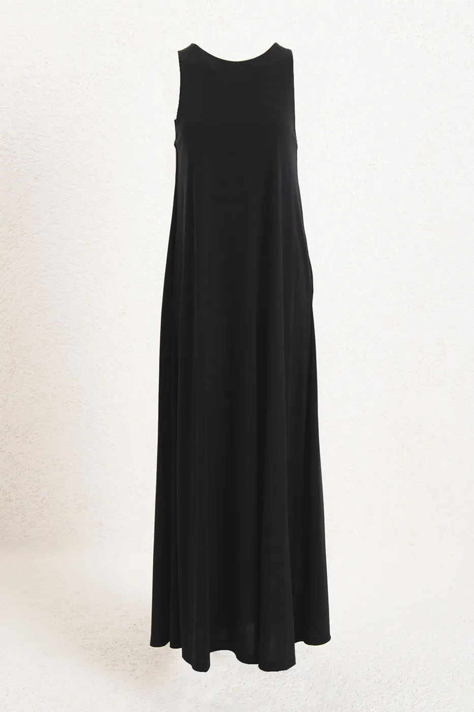 Bayan Siyah Kolsuz Oversize Modal Maksi Elbise