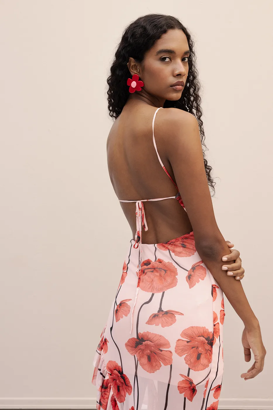 Bayan Pembe Askılı Fırfır Desenli Midi Elbise