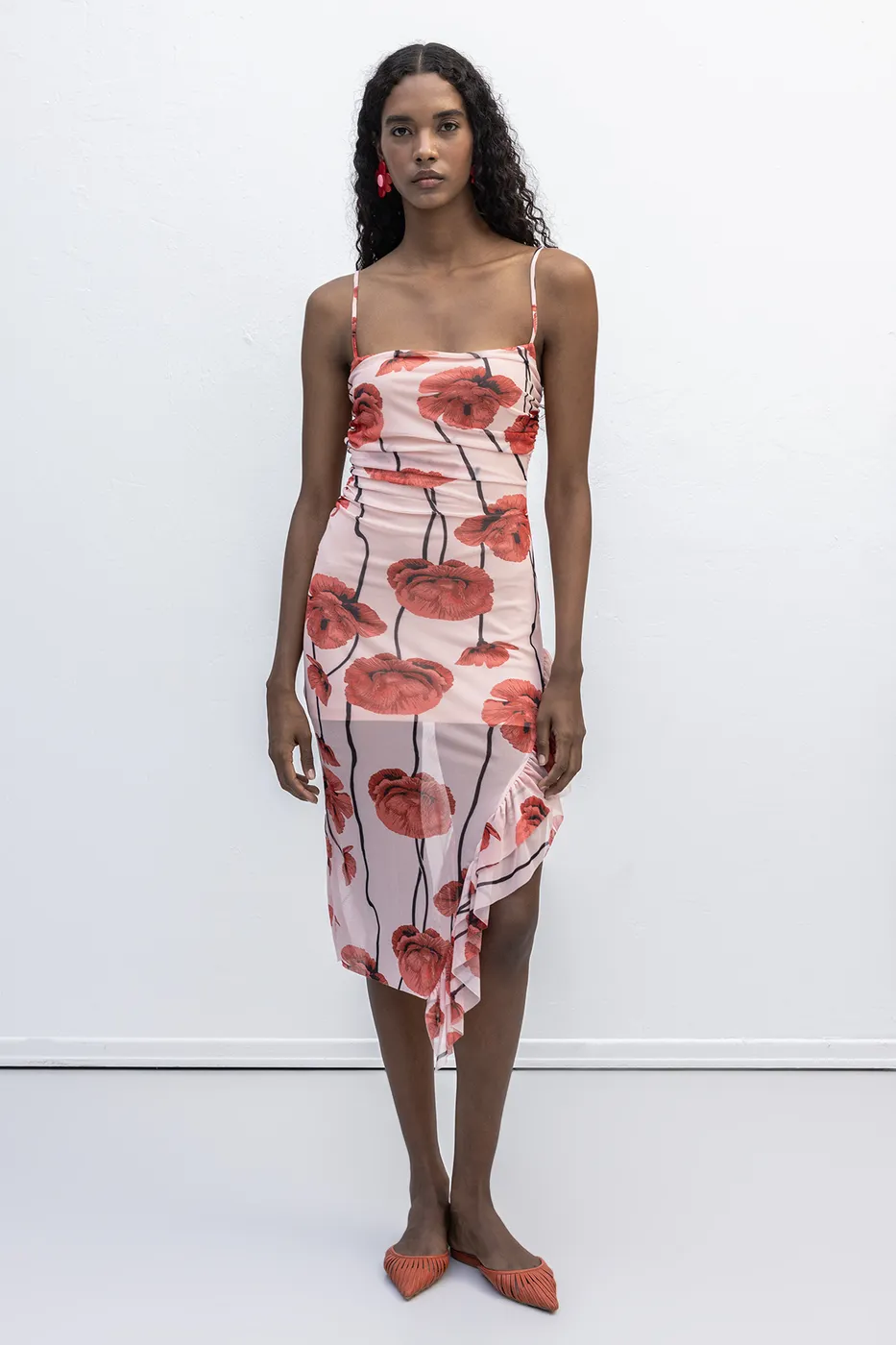 Bayan Pembe Askılı Fırfır Desenli Midi Elbise