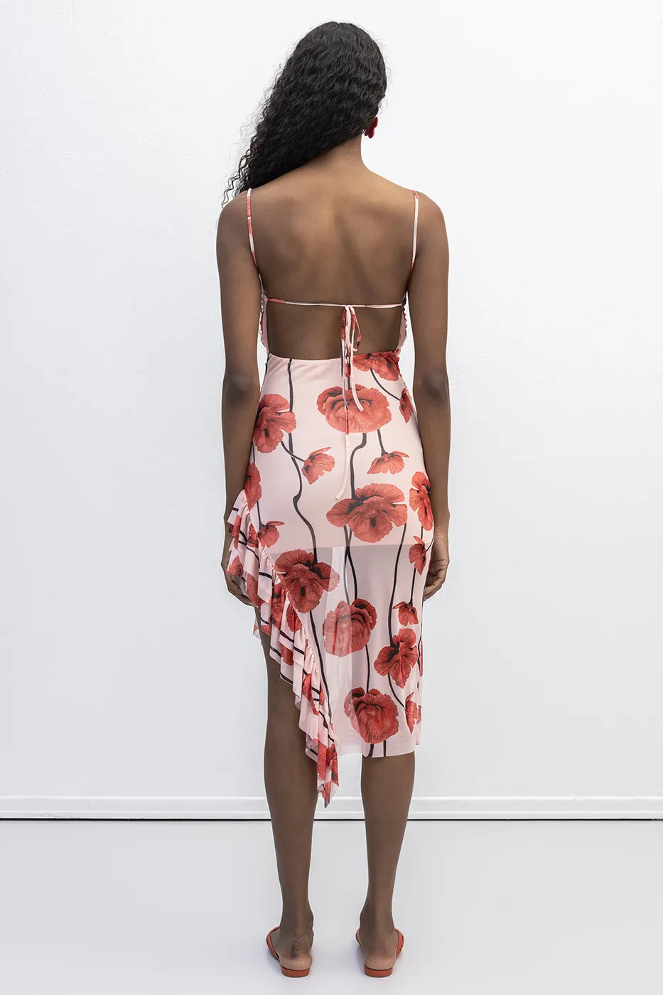 Bayan Pembe Askılı Fırfır Desenli Midi Elbise