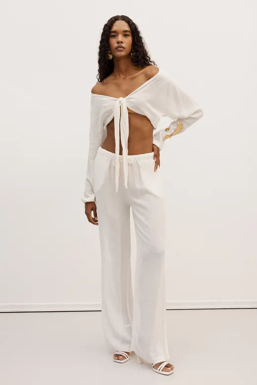 Bayan Beyaz Düz Kesim Bol Pantolon - BSL