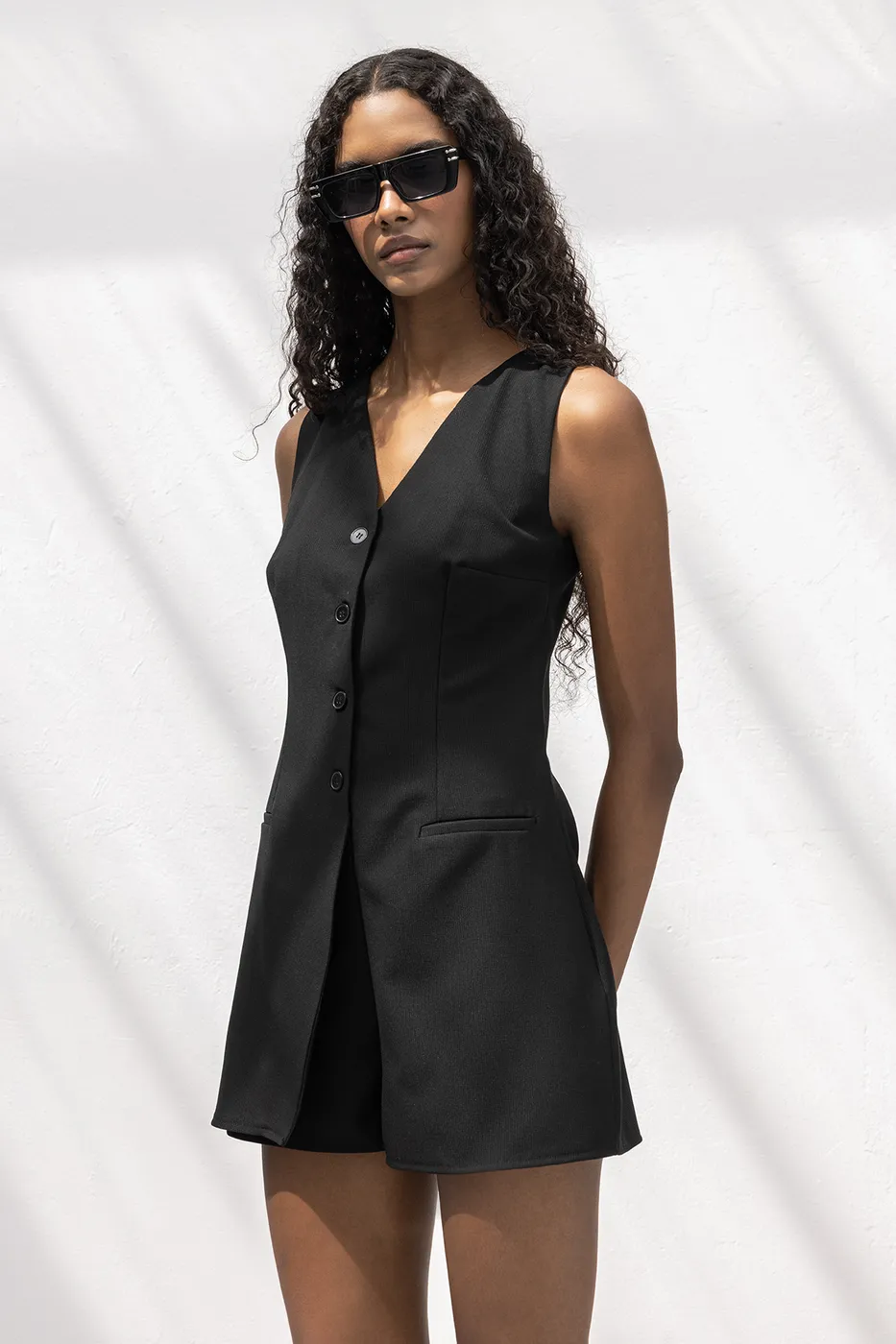 Bayan Siyah V Yakalı Mini Tulum