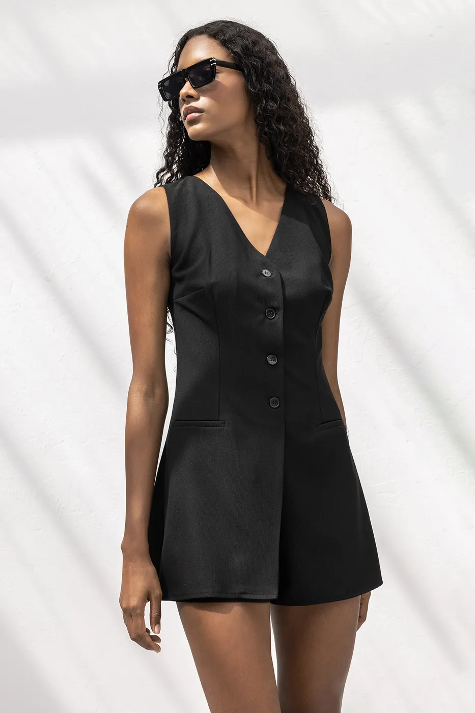 Bayan Siyah V Yakalı Mini Tulum