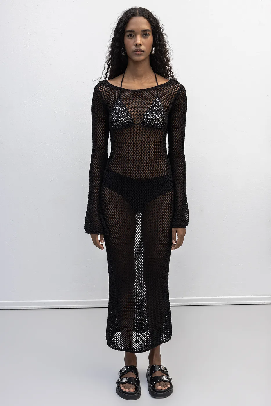 Bayan Siyah Uzun Kollu File Örgü Plaj Elbisesi