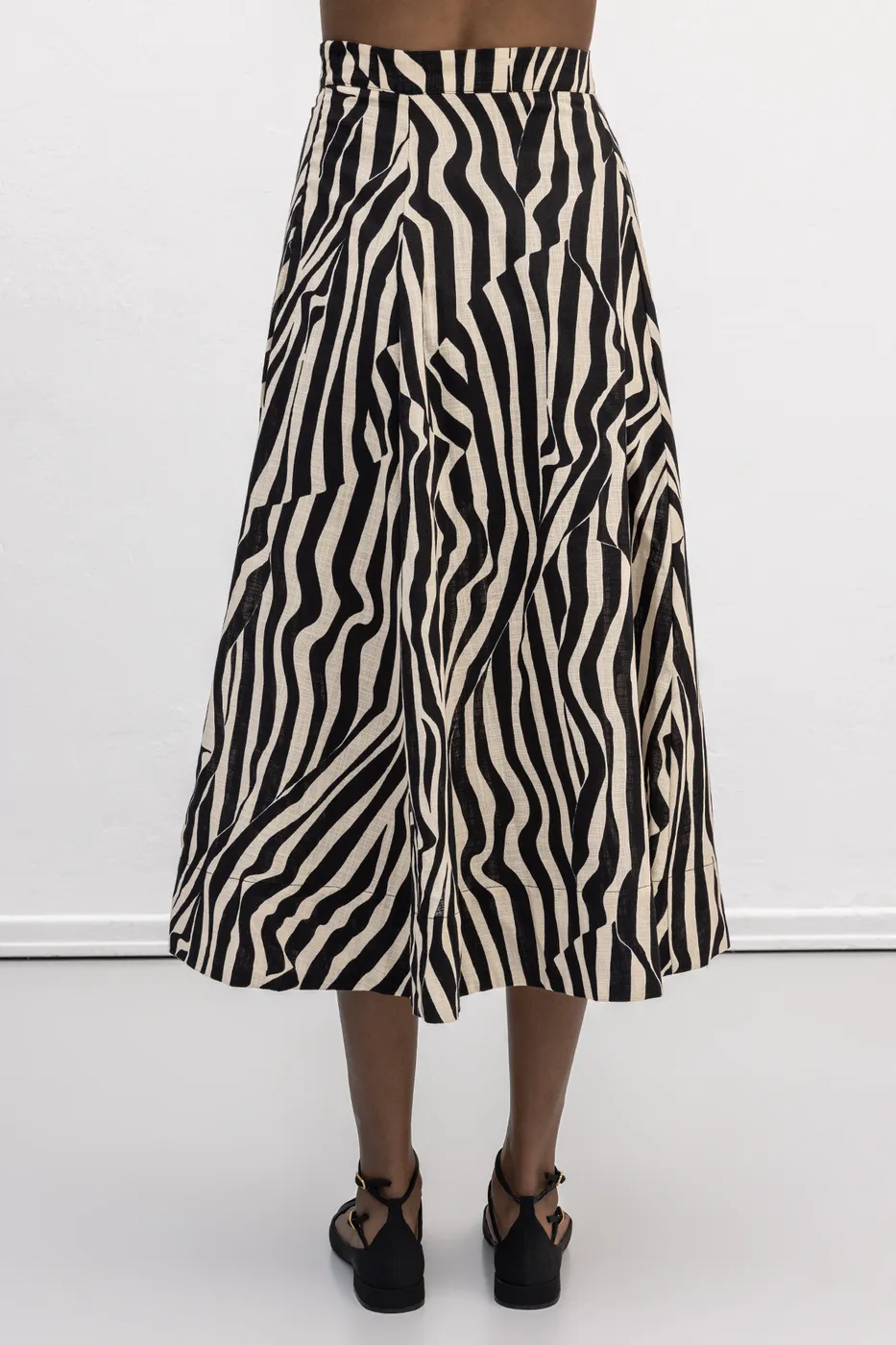 Bayan Siyah Desenli Midi Etek