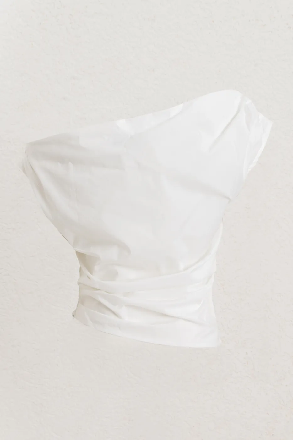 Bayan Beyaz Düşük Omuz Detaylı Bluz