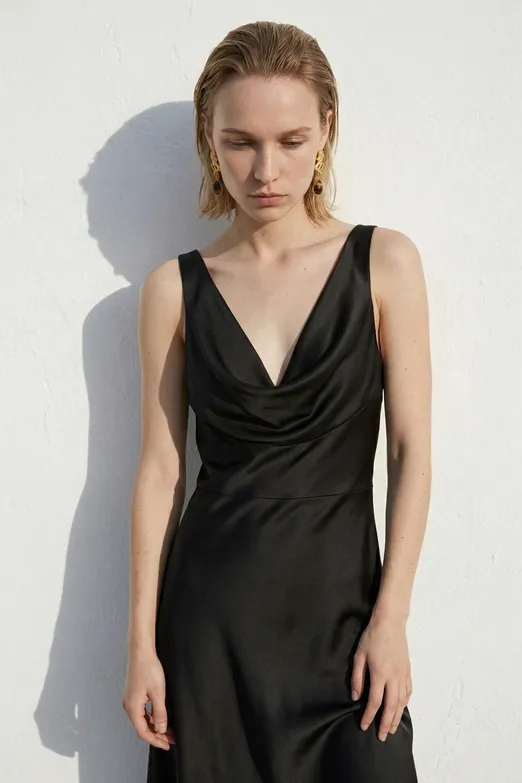 Bayan Siyah Degaje Yakalı  Maksi Saten Elbise - BSL