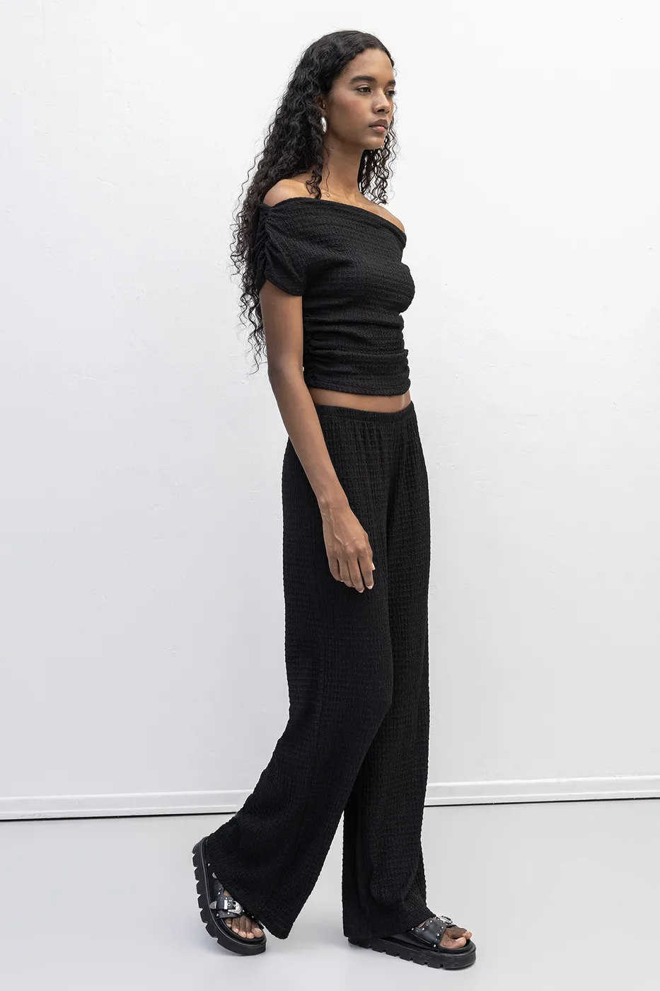 Bayan Siyah Dokulu Pantolon