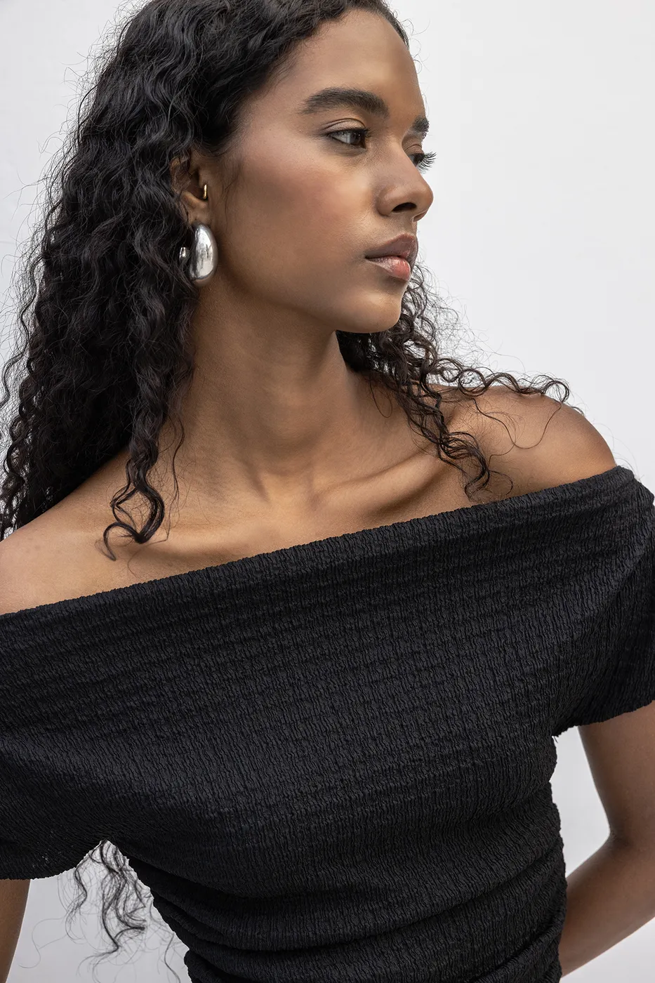 Bayan Siyah Dokulu Carmen Yaka Bluz