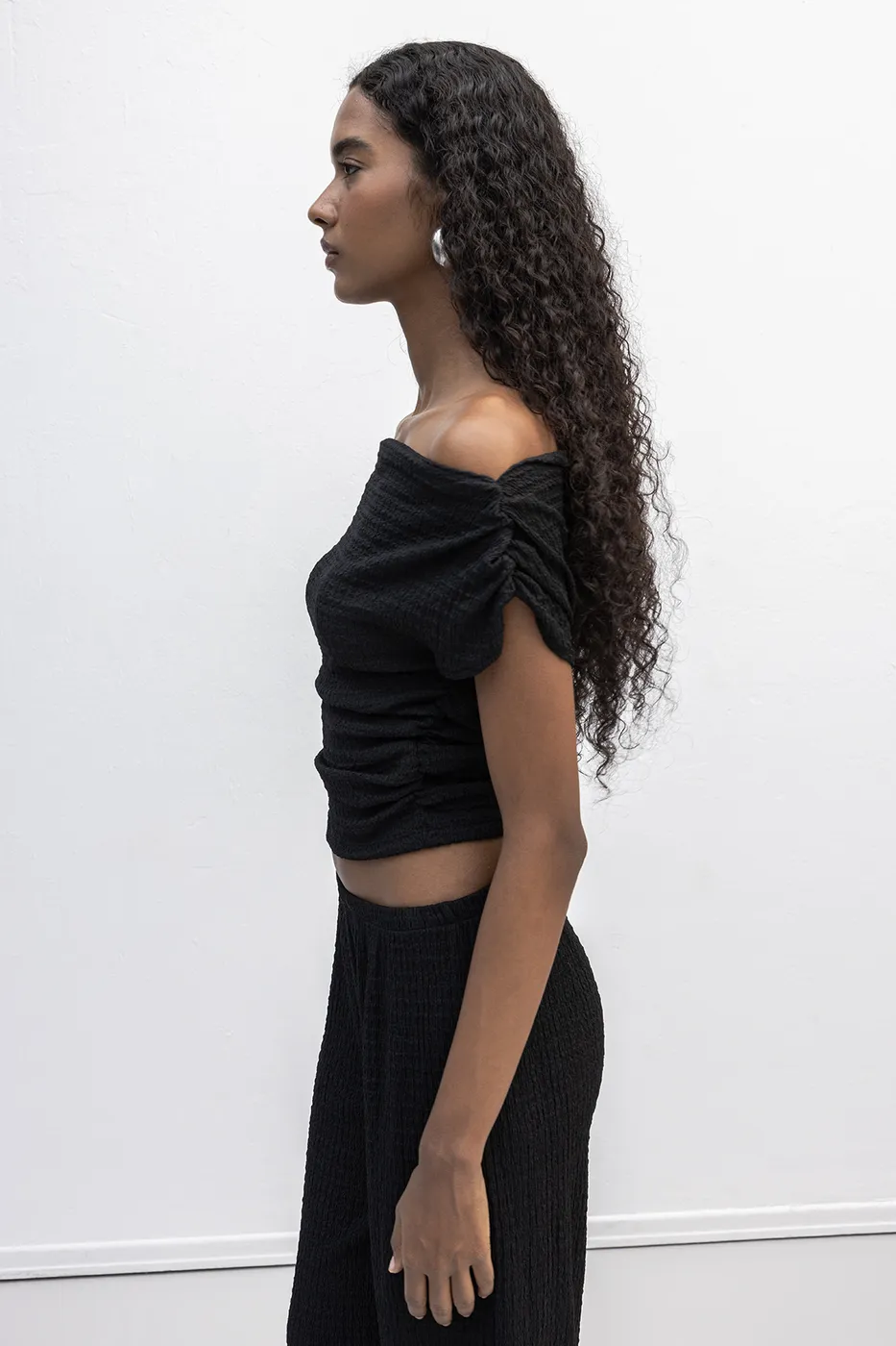 Bayan Siyah Dokulu Carmen Yaka Bluz