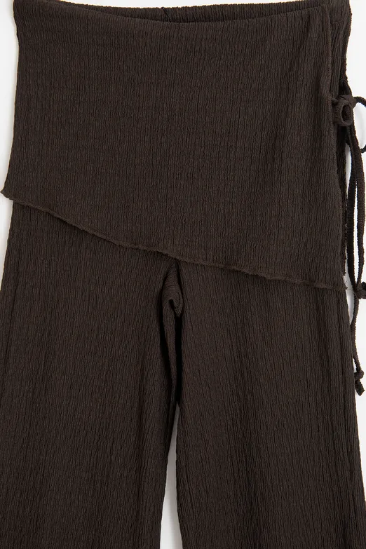 Bayan Kahverengi Dokulu Bağcıklı Pareolu Pantolon - BSL