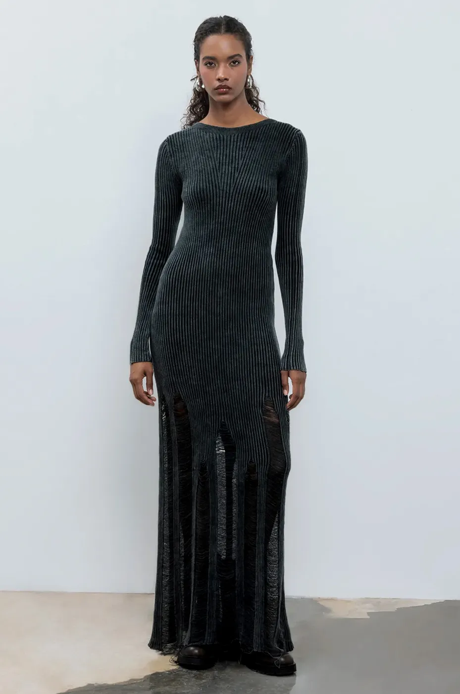 Bayan Antrasit Yıpratmalı Triko Kalem Midi Elbise