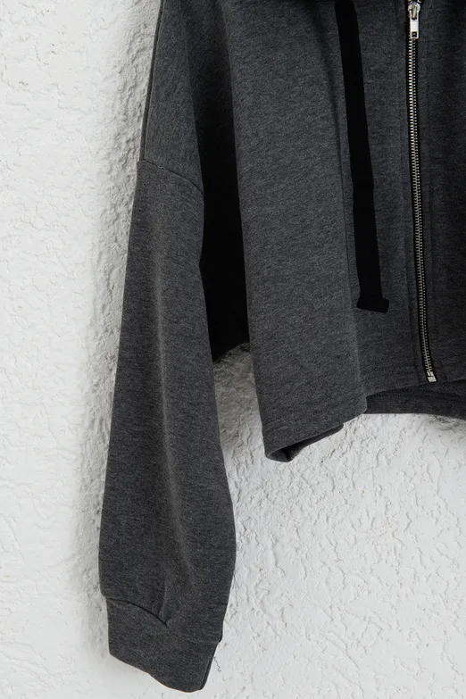 Bayan Antrasit Kapüşonlu Crop Sweatsirt - BSL