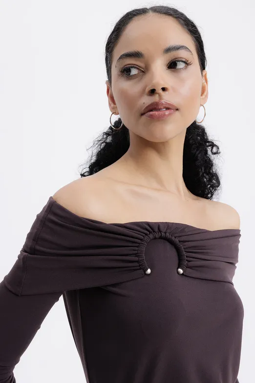 Bayan Kahverengi Madonna Yaka Top - BSL