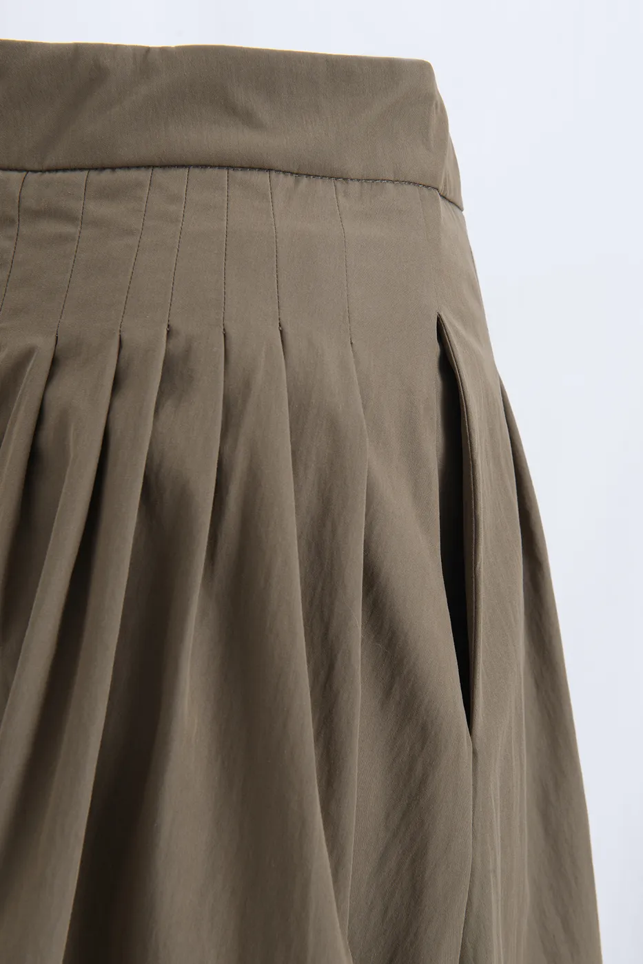 Bayan Haki Pile Detaylı Midi Elbise