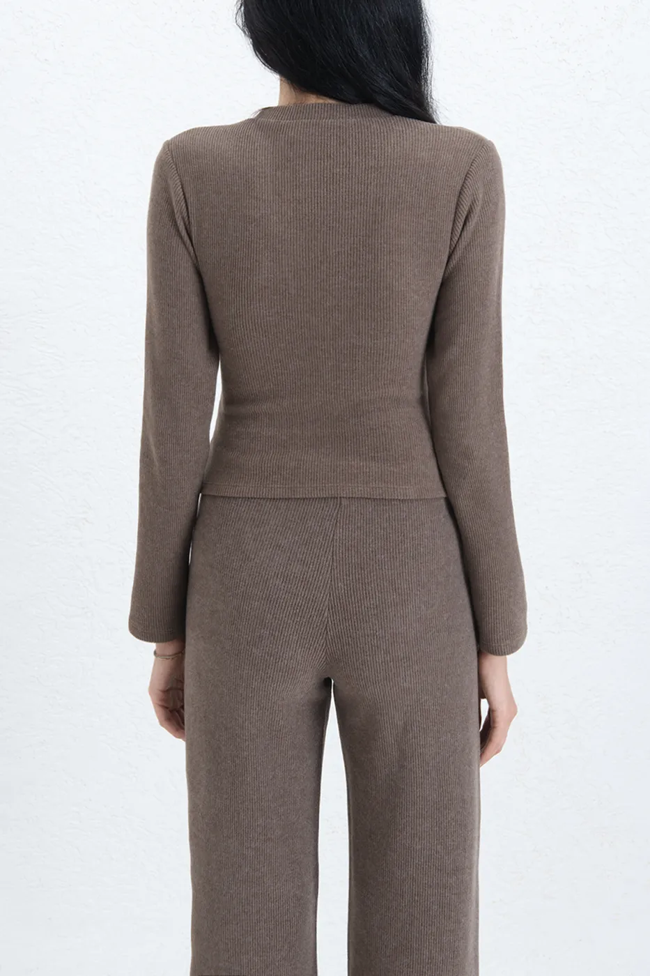 Bayan Kahverengi Düğmeli Hırka