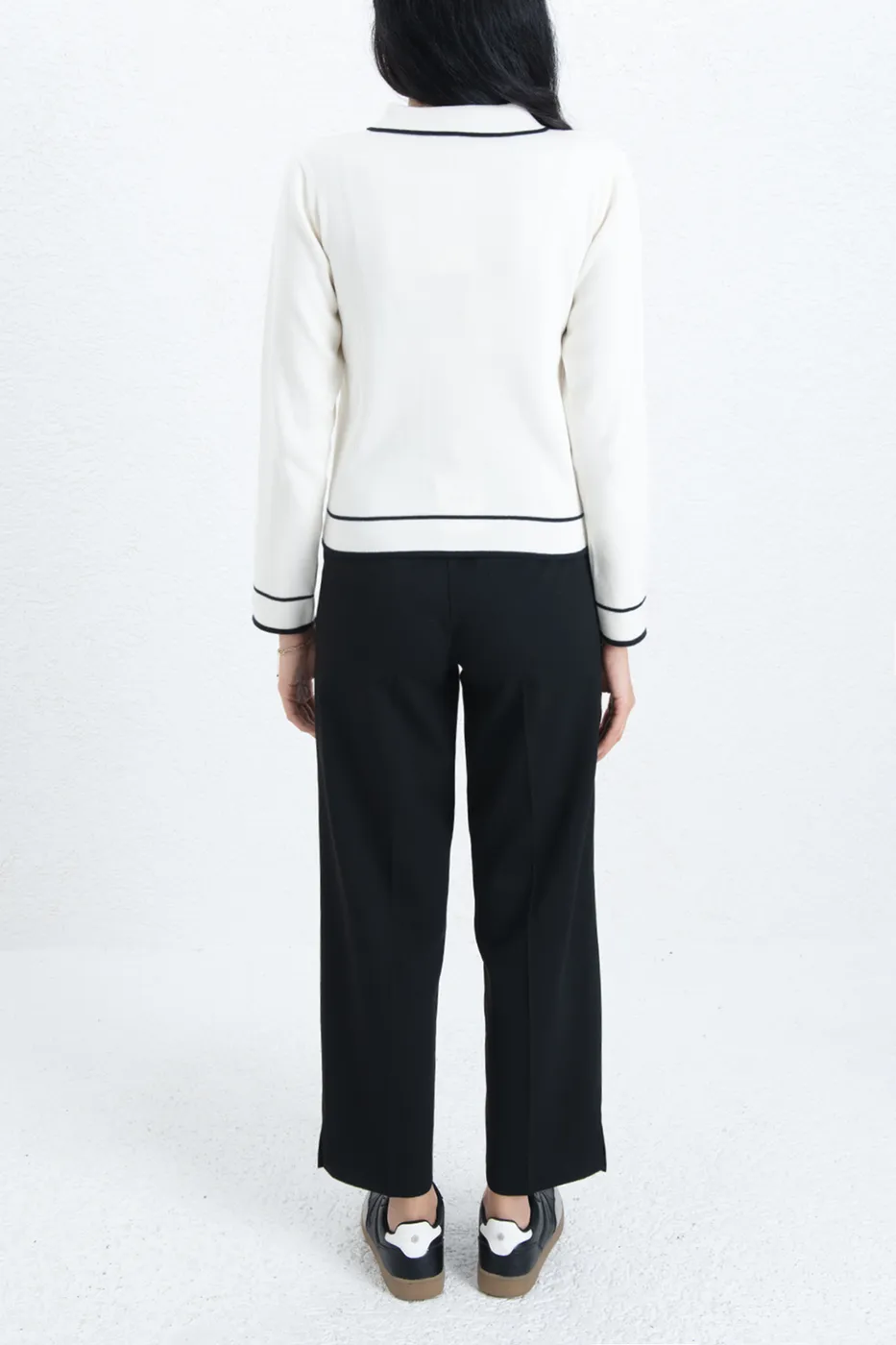 Bayan Ekru Gold Düğmeli Polo Yakalı Hırka