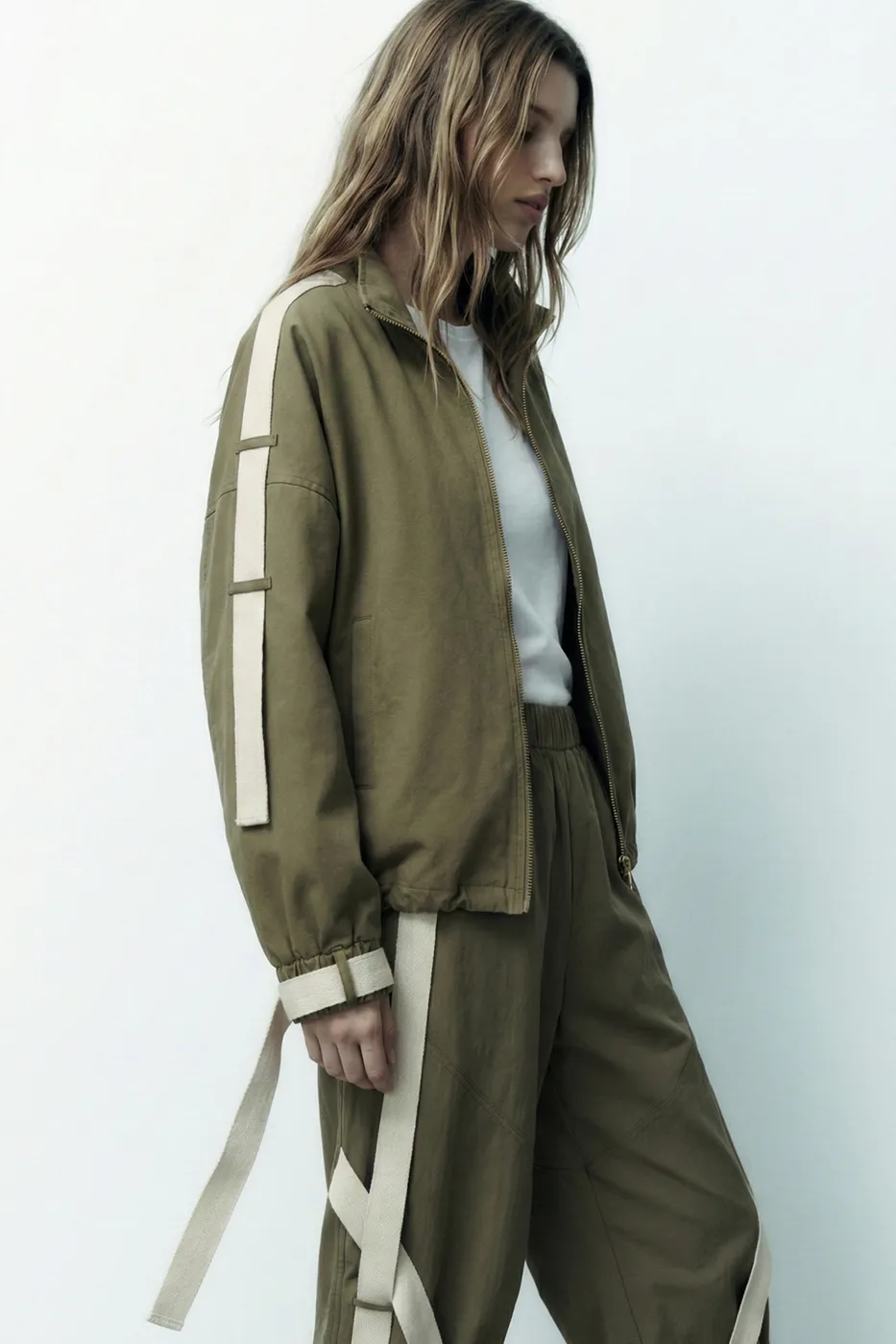 Bayan Haki Şerit Detaylı Mont