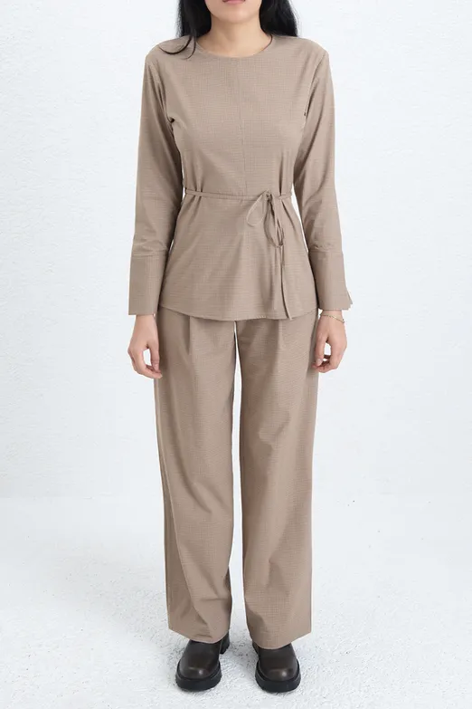 Bayan Kahverengi Pileli Düz Kesim  Kumaş Pantolon - BSL