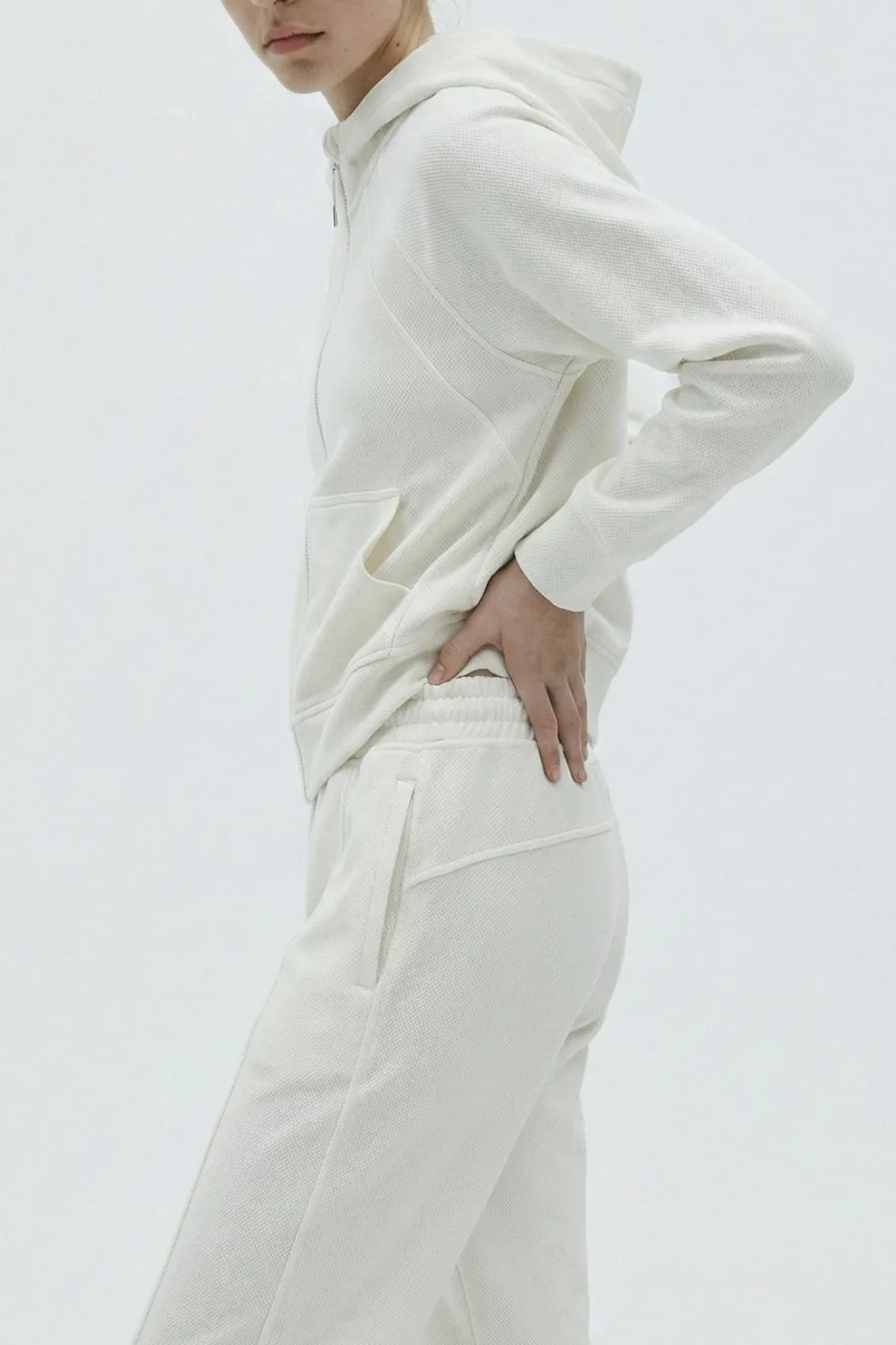 Bayan Beyaz Beli Lastikli Düz Kesim Pantolon