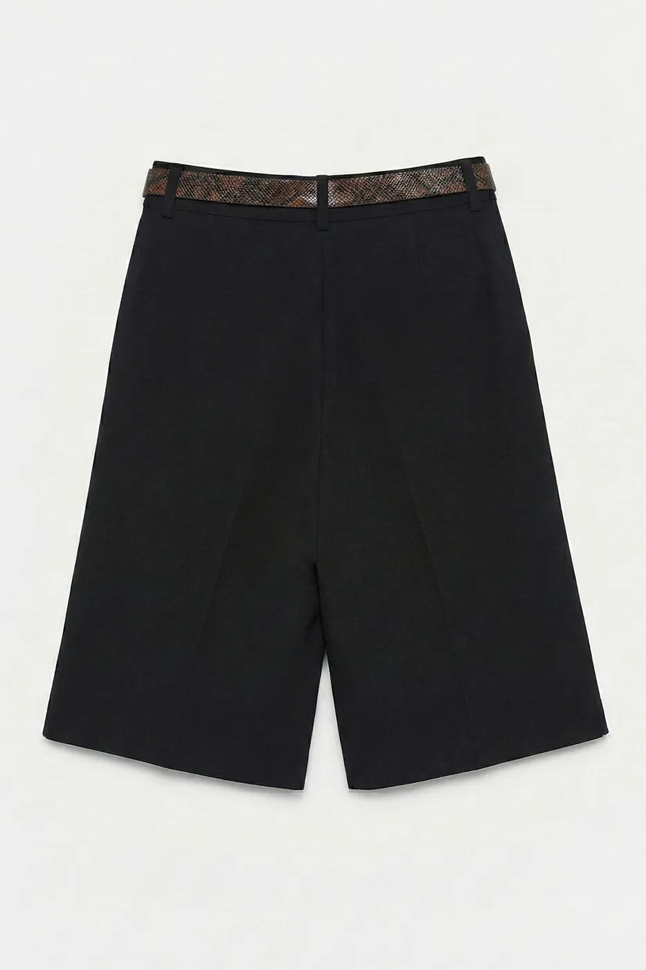 Bayan Siyah Kemerli Uzun Bermuda Şort